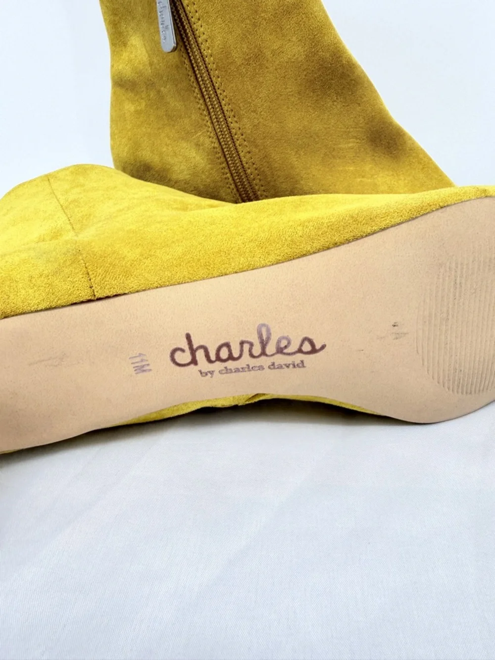 Charles by Charles David Mustard Yellow Suede Ankle Boots Kitten Heel Size 11